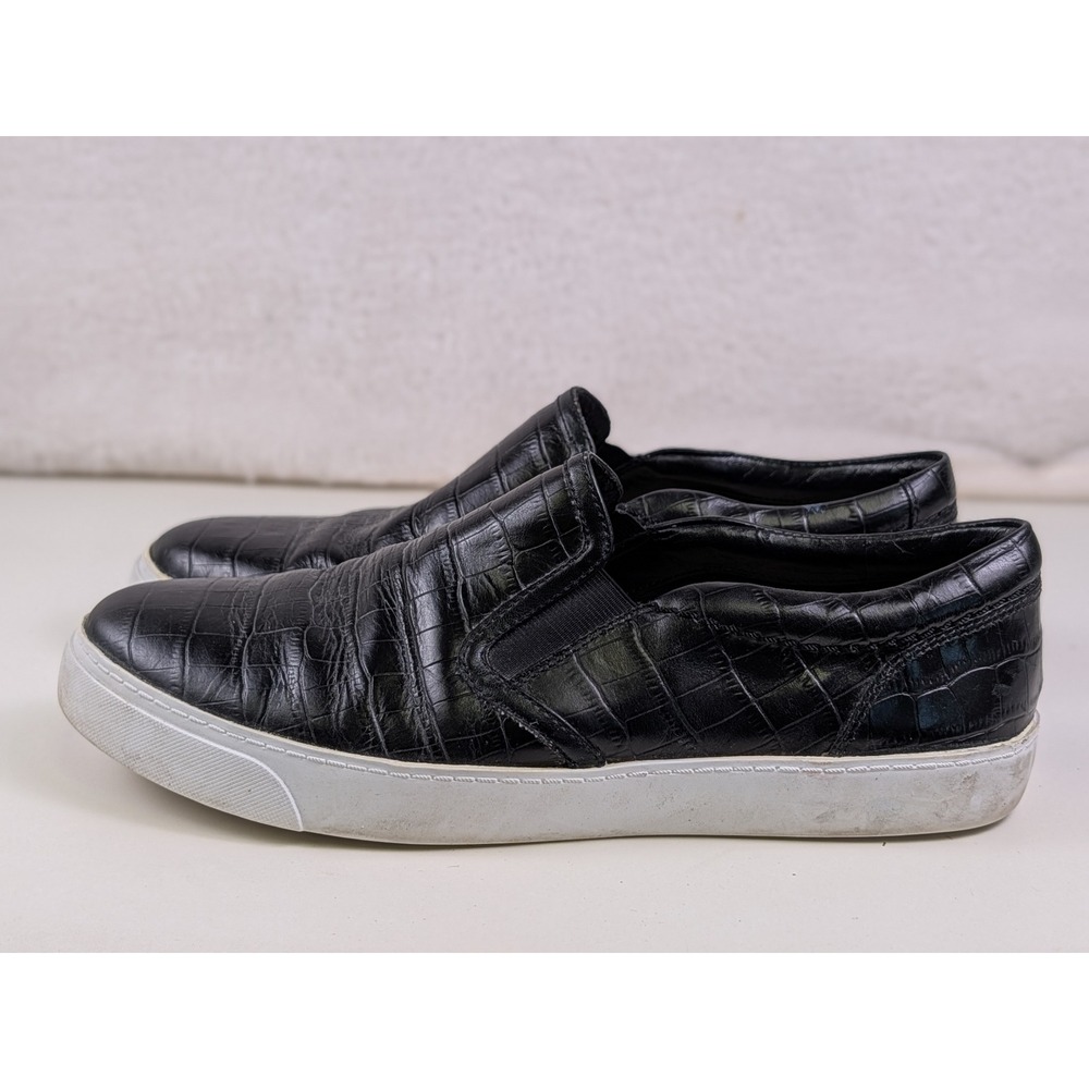 Clarks Womens Black Croc Embossed Leather Slip On Sneakers 261085034050 Size 7.5